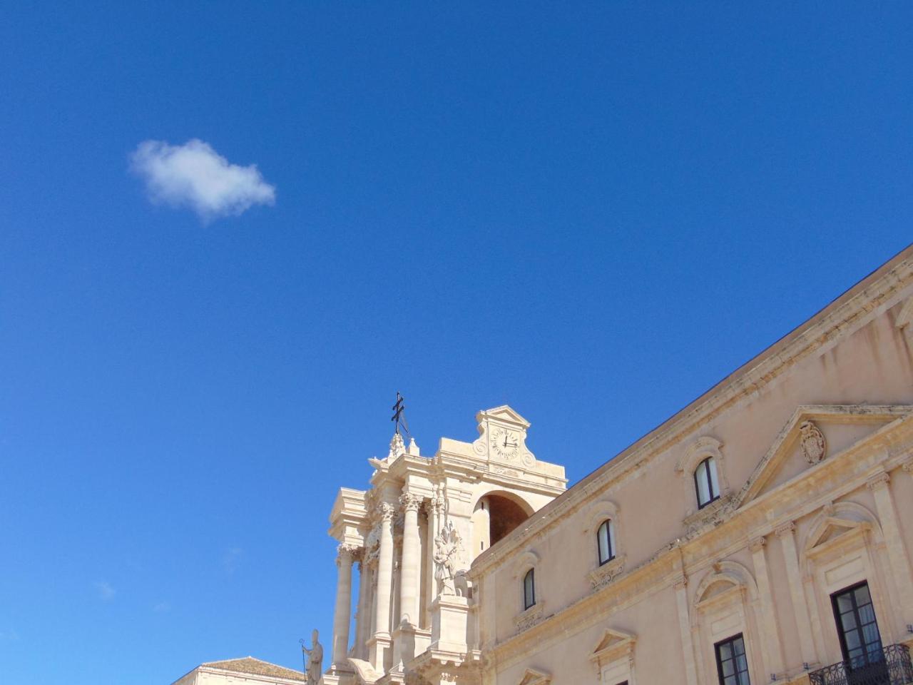 Il Mare Di Ortigia Aparthotel Syracuse Exterior photo
