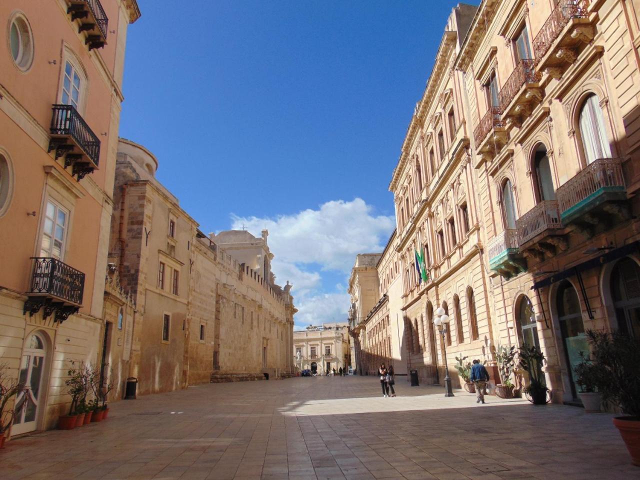 Il Mare Di Ortigia Aparthotel Syracuse Exterior photo